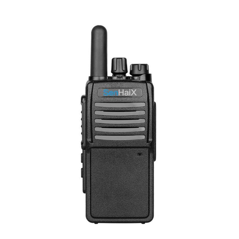 Poręczne walkie-talkie w sieci publicznej
