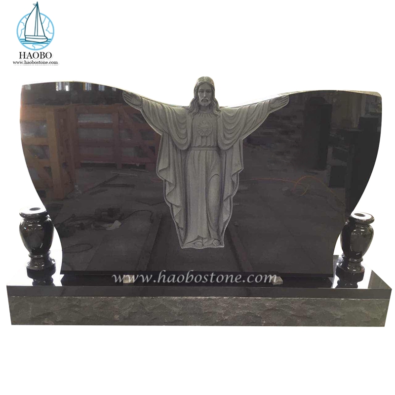 Czarny granitowy motyl w kształcie Jezusa rzeźbiony nagrobek nagrobny
