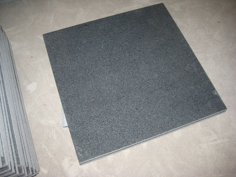 G654 ciemnoszare granitowe polerowane płytki
