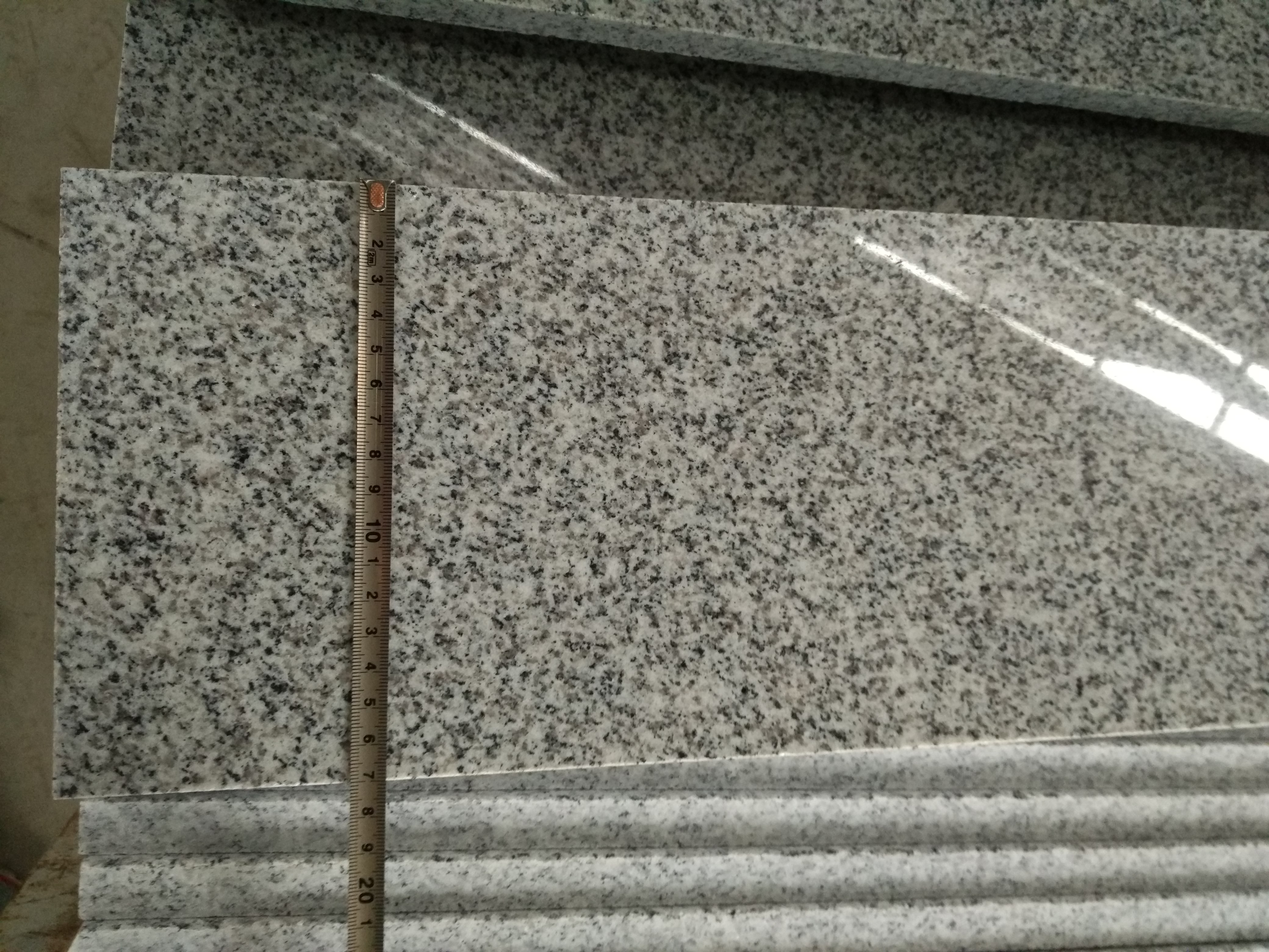 Schody i podstopnice z polerowanego granitu G603
