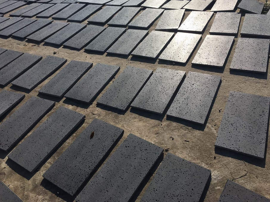 czarne bazaltowe płytki podłogowe z lavastone