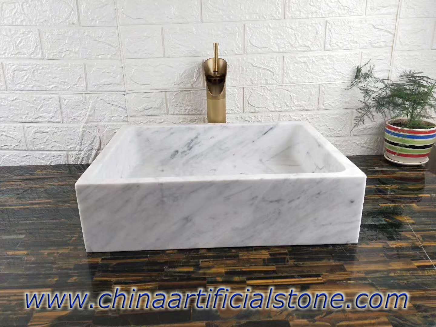 Umywalka z białego marmuru Carrara 34x35x13cm
